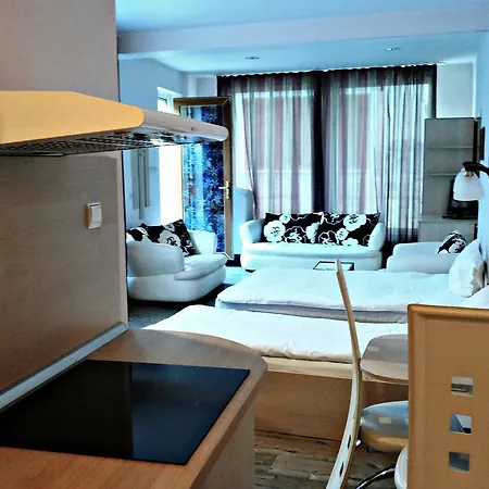 Apartmanhotel Lucas 10 3*