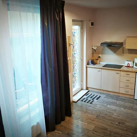 Lucas 10 Apartmanhotel Kolozsvár